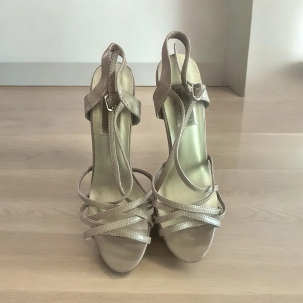 Dyeables Nude High Heels - Womens Size 8M - Nude - 5” - Taupe